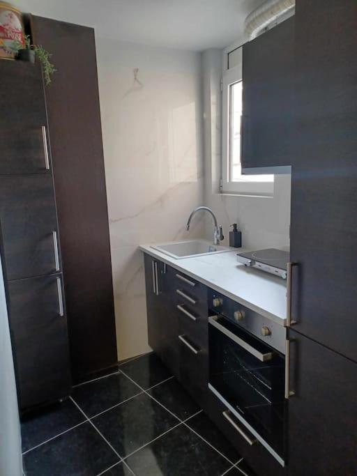 Cozystation Apartment Atena Exterior foto